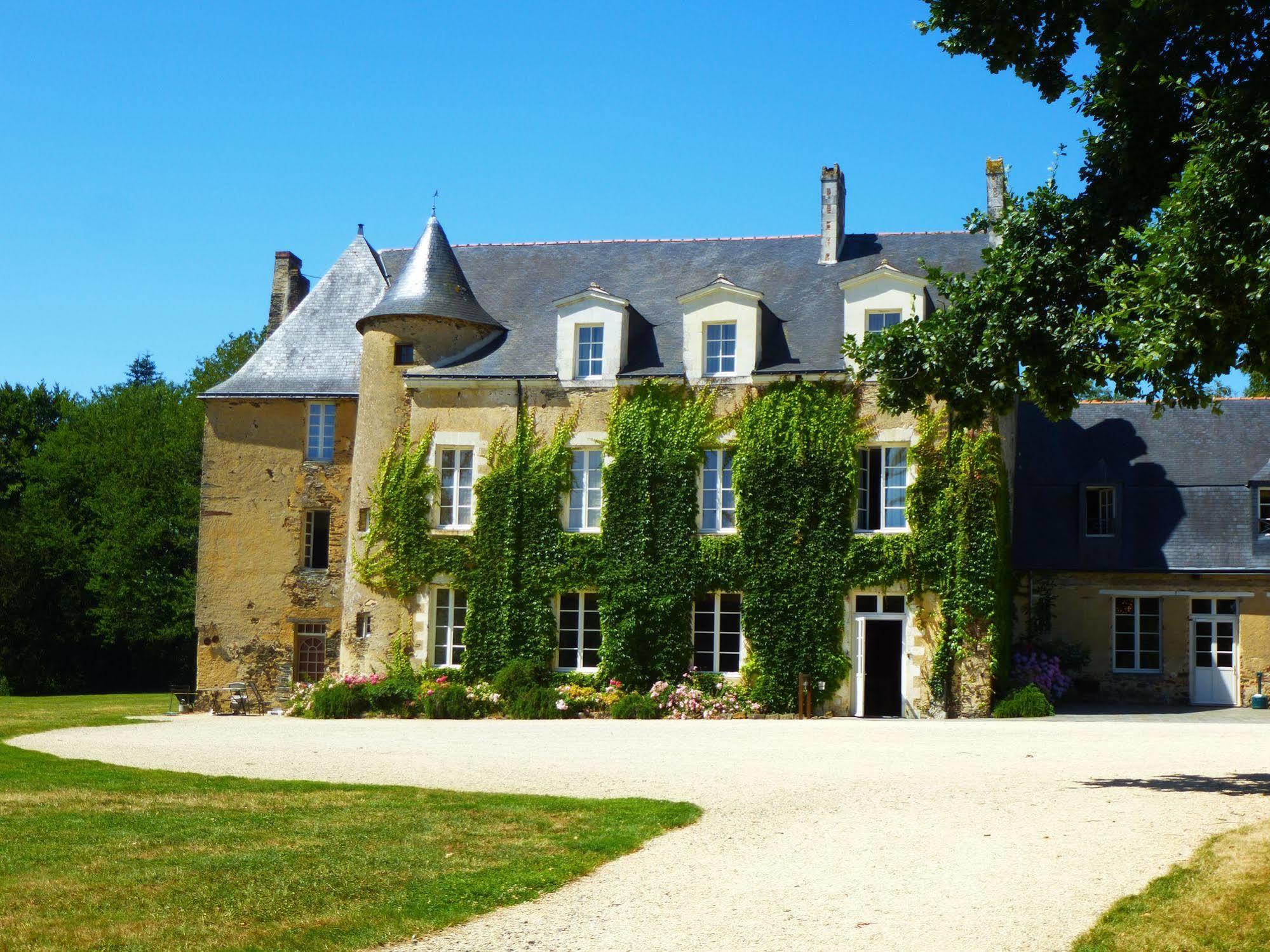Le Manoir De La Jahotiere Hotel Abbaretz Exterior photo
